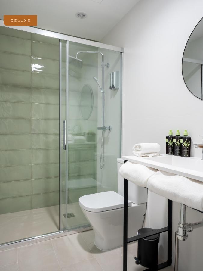 Limehome Calle Torcuato Luca De Tena - Digital Access Aparthotel 3*